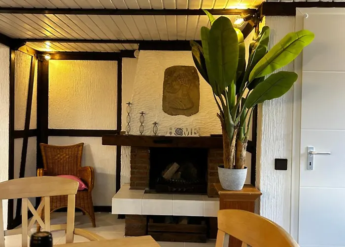 Guidos Place Souterrain 公寓 Weissenthurm