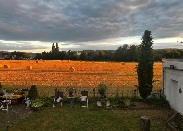 Guidos Place Souterrain דירה Weissenthurm